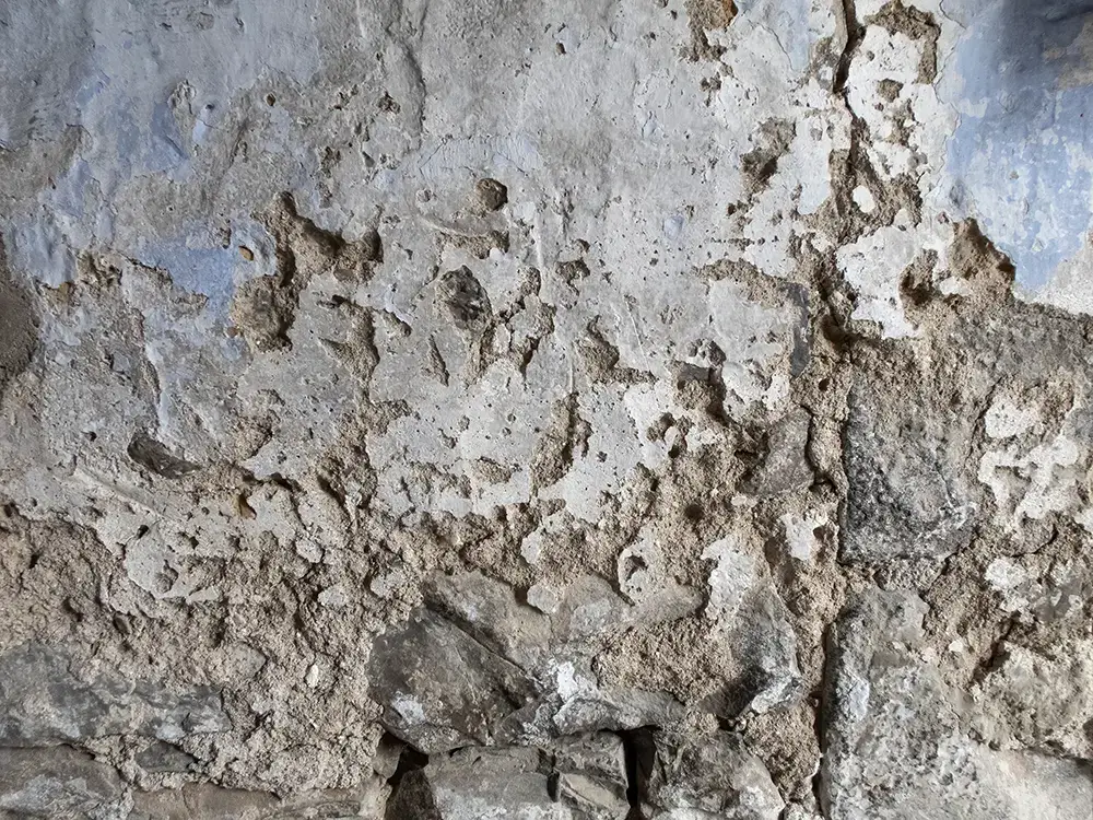 Cracked concrete